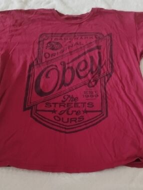 Obey Men’s Crimson Red Graphic Logo Short Sleeve Tee